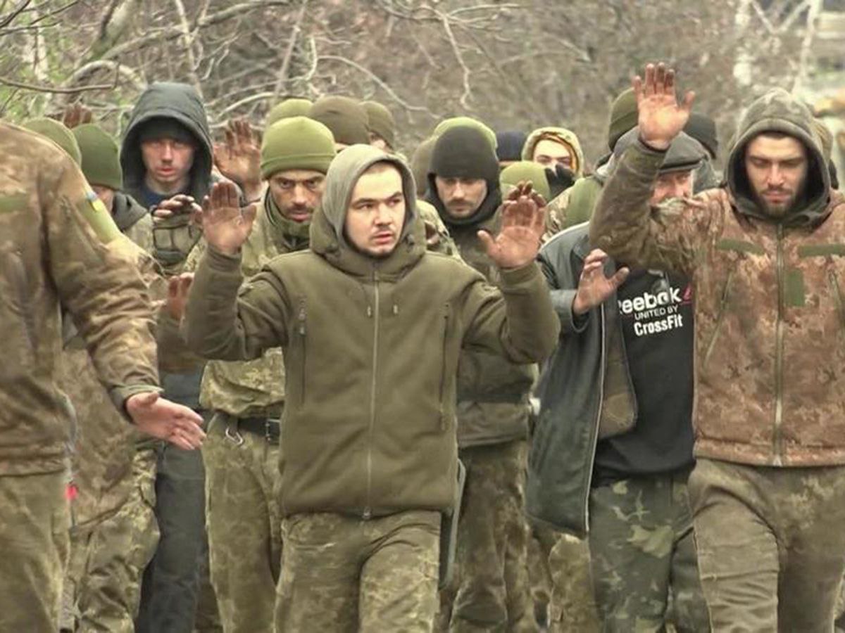 Сдался взвод. Пленные украинские военные. Пленные солдаты ВСУ Украины.