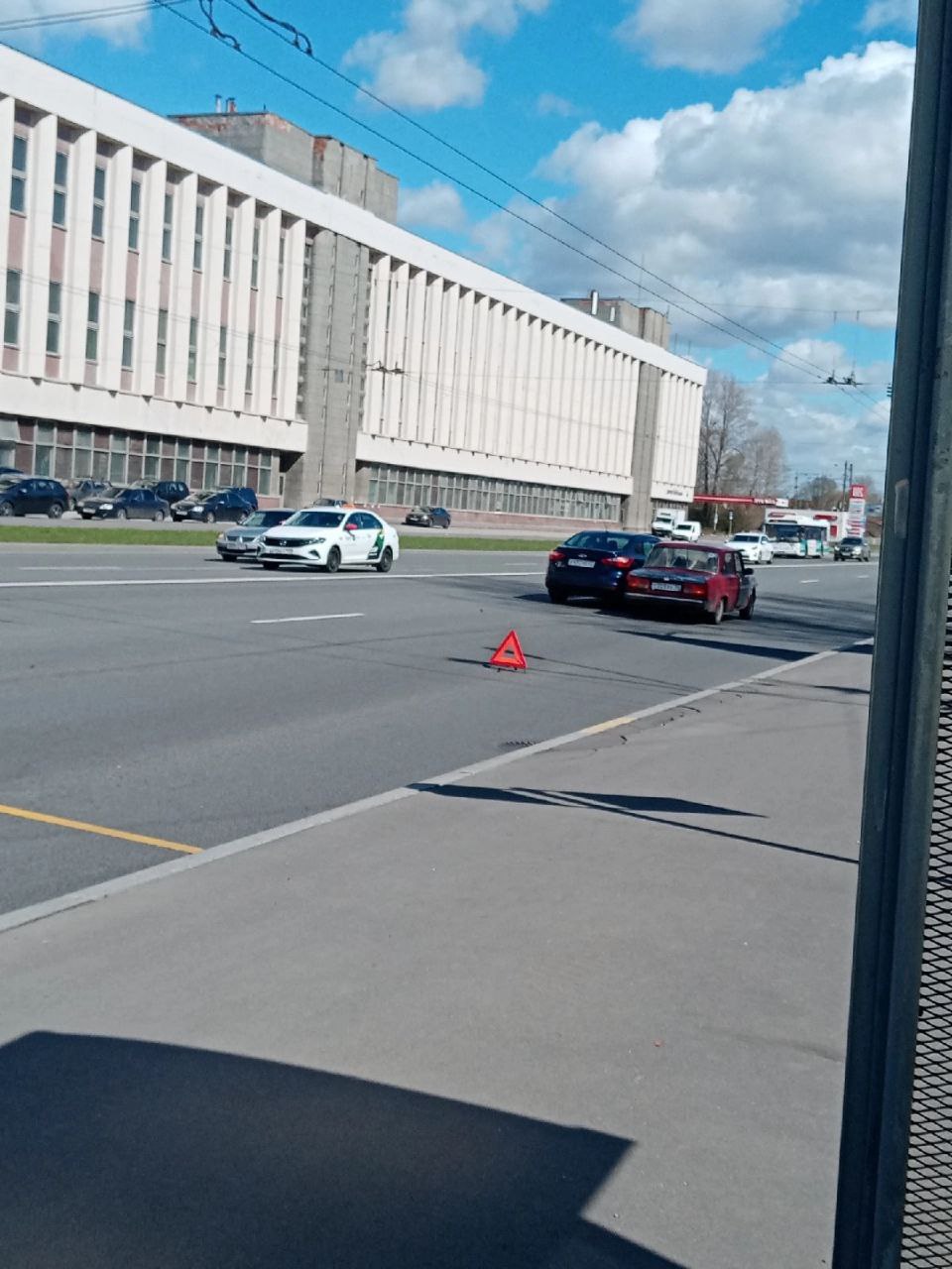Можно шоссе революции. Шоссе революции спб. шоссе революции зимой. шоссе революции спб метро.