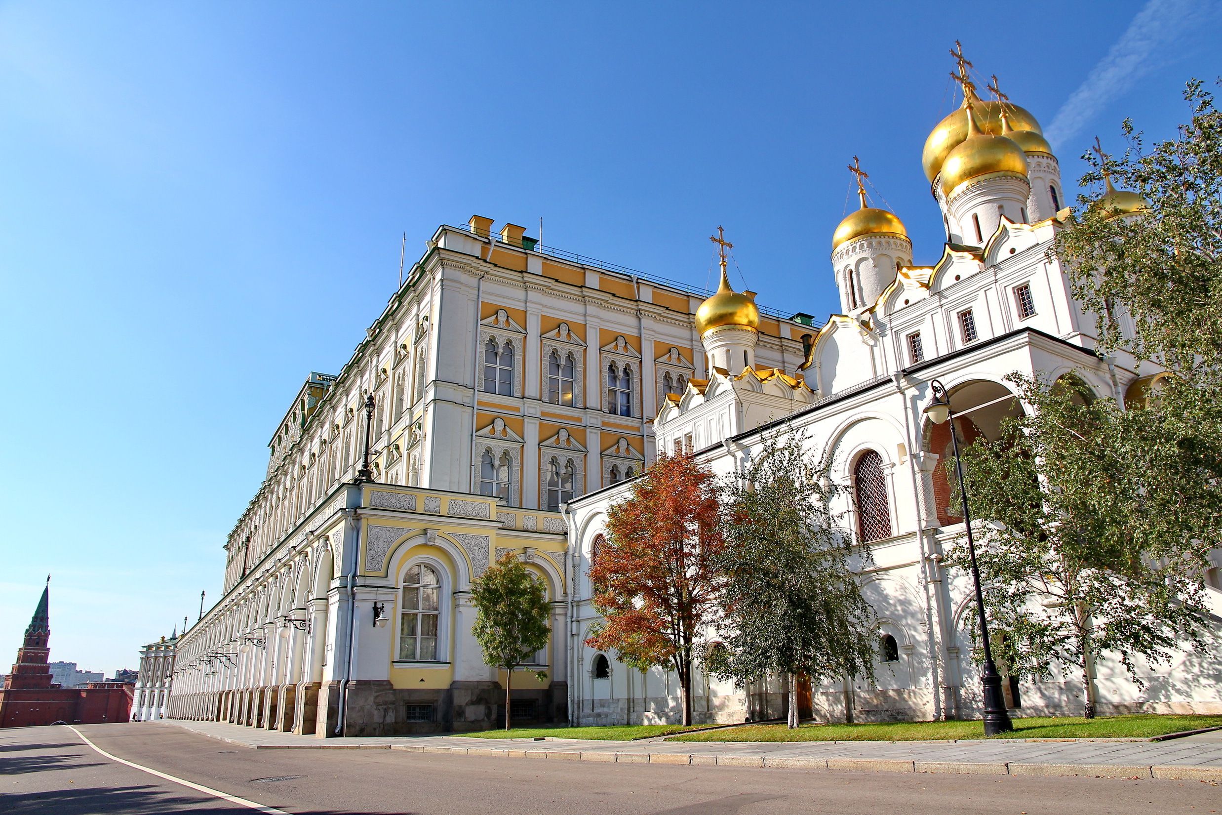 Moscow ll. Тверская ул., 12с7. Гостиница Континенталь. Москва Кремль.