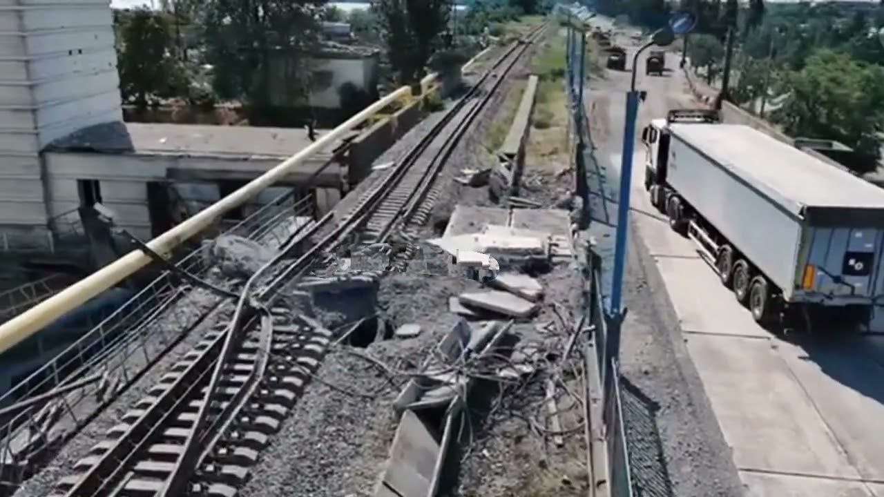 Взорвали жд пути. Диверсия на железной дороге. В Крыму взорвали железную дорогу.