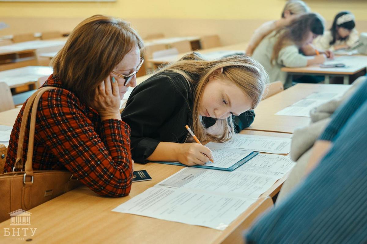 Дневник приемной. Абитуриент. Подача документов в вузы 2022. Последний день подачи документов в вузы 2022. Даты приемной кампании 2022.