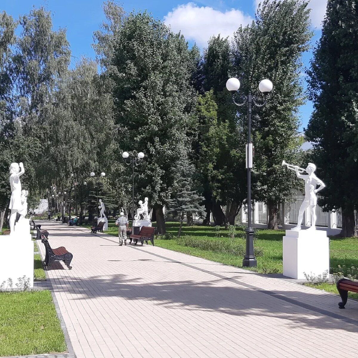 Дербышки казань. Парк в Дербышках Казань. Парк Саид Галеева Казань. Парк Саид Галеева Дербышки. Дербышки, парк у ДК Саид Галеева.