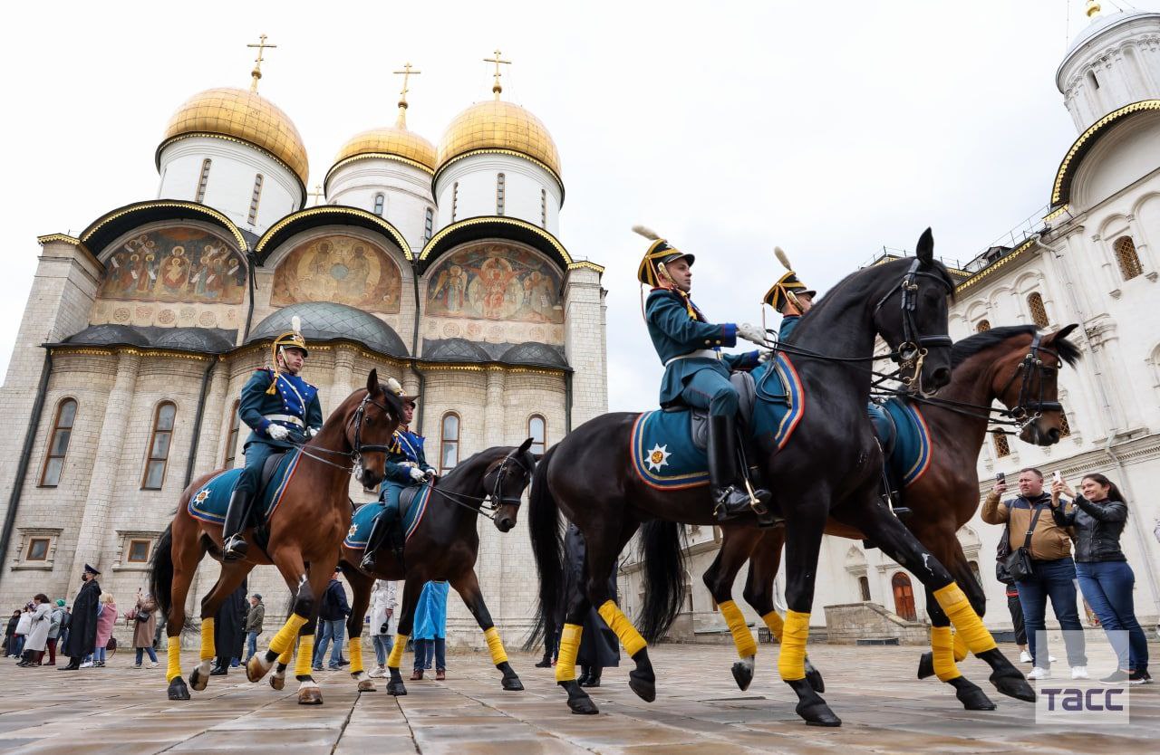 Президентский полк конная кавалерия